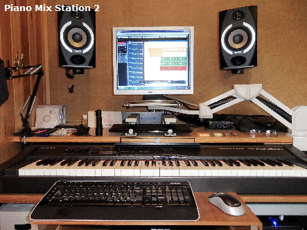 (Control Room) Piano 2nd Mix Station