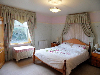 Front Bedroom, Lilac Cottage